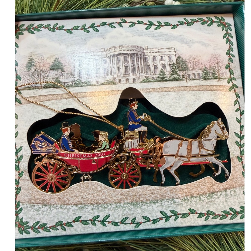 White House Historical Association 2001 Christmas Ornament Horse Carriage Boxed